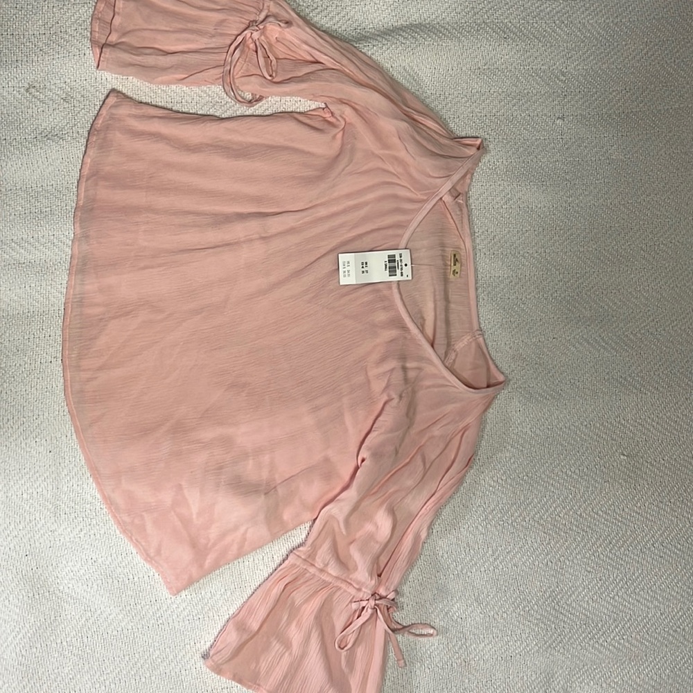 Pink Hollister Xs blouse